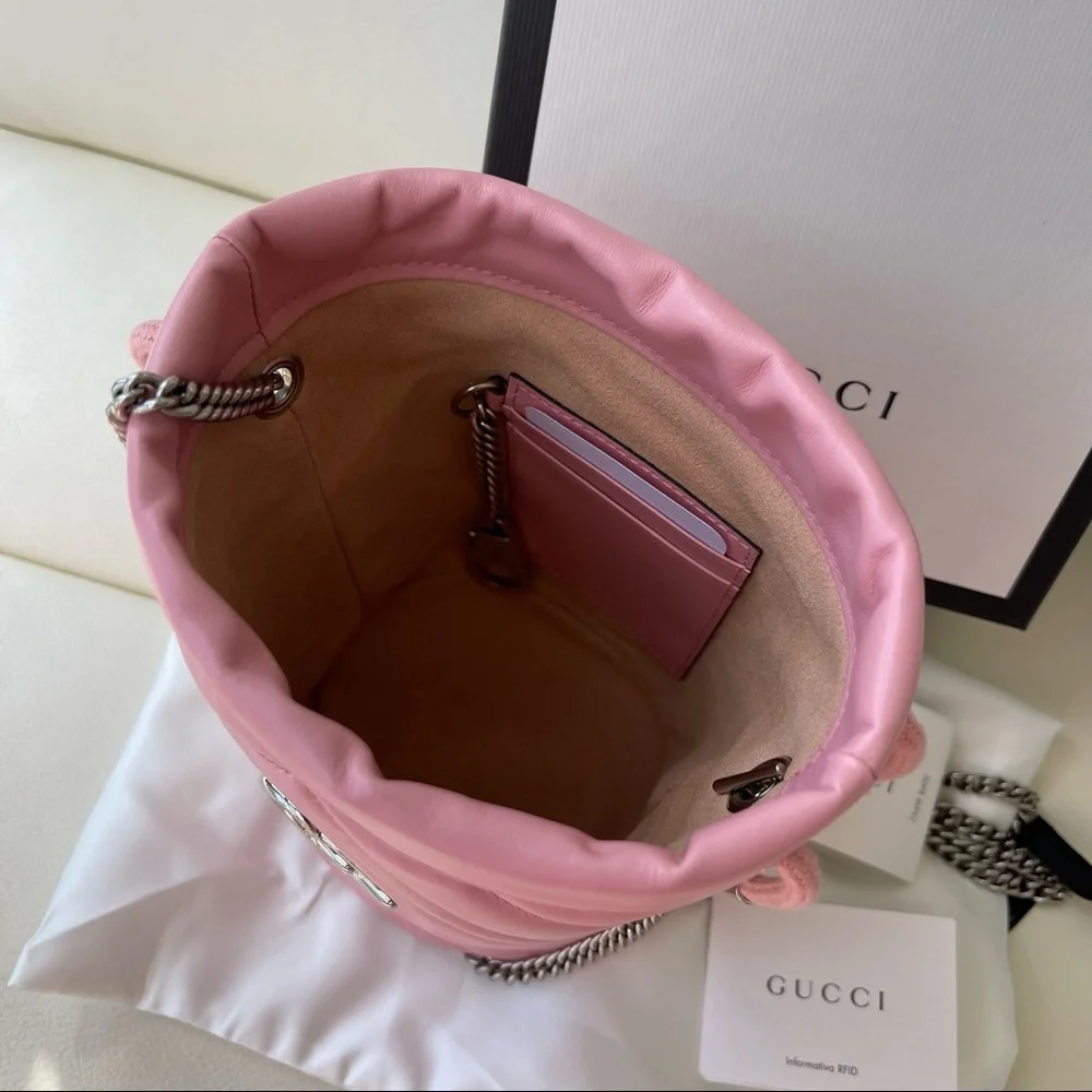 NEW GUCCI Chevron Calfskin Pink Leather GG Marmont Mini Bucket Chain Bag - Picture 8 of 13